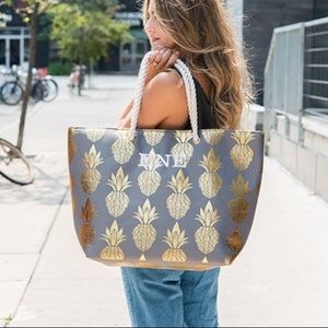 Pineapple beach tote - initials SEN embroidered